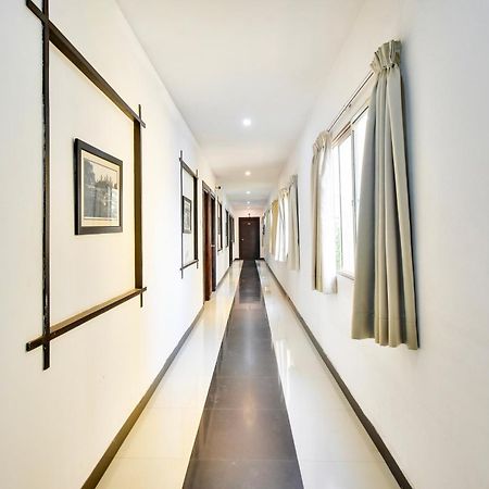 Collection O Elite Residency Hotel Ченай Екстериор снимка